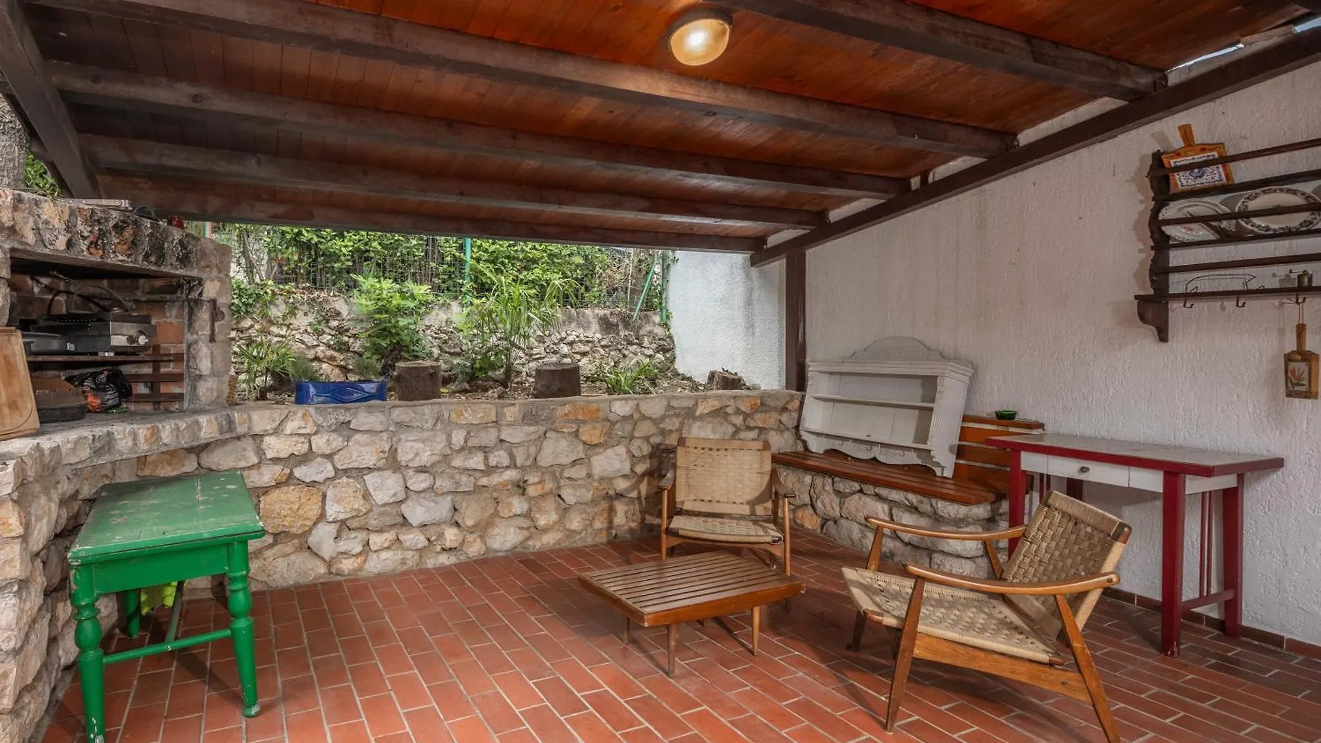 Lovely Holiday Home By The Sea - Happy Rentals Selce