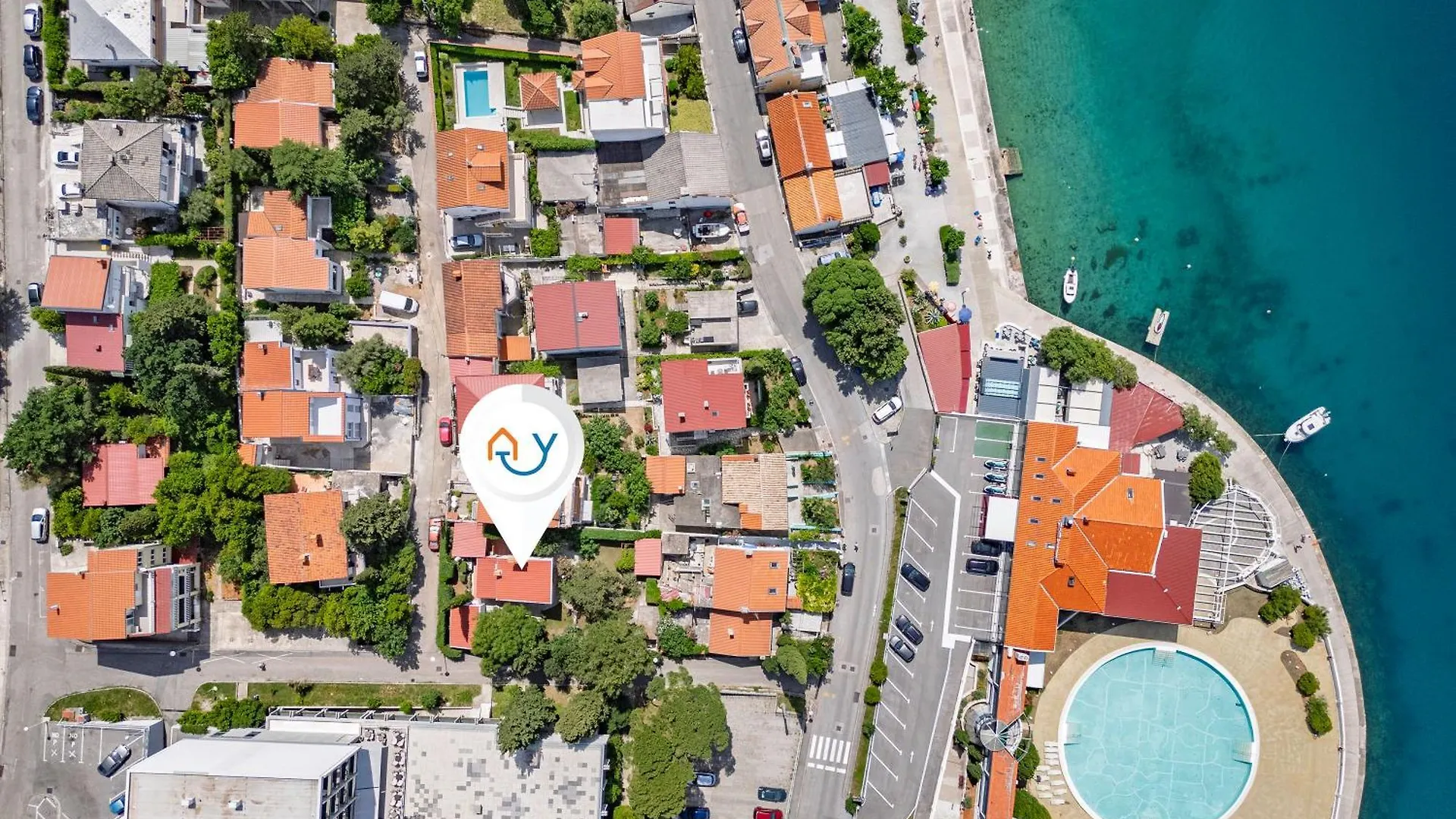 Lovely Holiday Home By The Sea - Happy Rentals Selce 0*,  Croatia